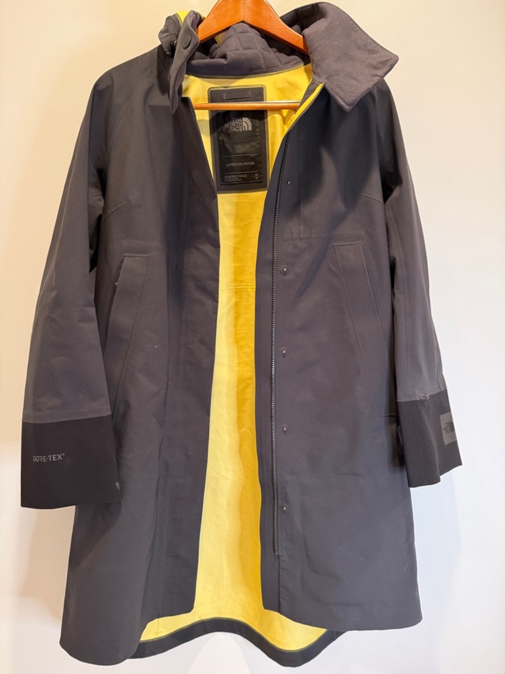 The North Face Gore-Tex Hooded Parka Rain Jacket Black Yellow Women M Gorpcore